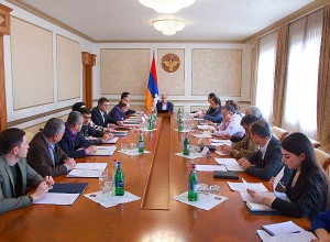 Արցախի նախագահի աշխատակազմում քննարկվել են հետպատերազմյան իրավական որոշ հիմնախնդիրների հնարավոր լուծումներ