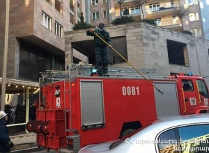 В одном из домов Северного проспекта вспыхнул пожар