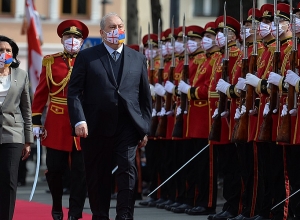 В резиденции президента Грузии состоялась официальная церемония встречи президента Армении