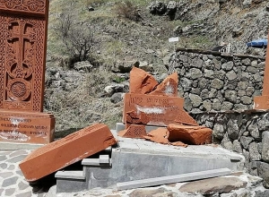 Նոր Երզնկայում խաչքարեր են ջարդել