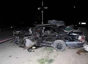 Ավտովթար Սարդարապատ գյուղի սկզբնամասում. կա զոհ