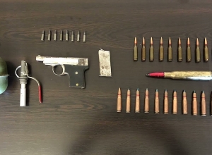 Граждане сдали в отделах полиции пулемёт «Калашникова», автомат и прочее огнестрельное оружие