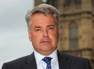 Թիմ Լոութենը Հայոց ցեղասպանության ճանաչման օրինագիծ կներկայացնի Բրիտանիայի խորհրդարանին