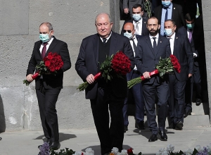Президент, премьер-министр и председатель НС почтили память жертв Геноцида
