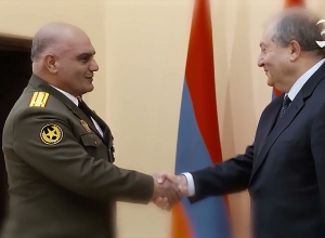 Վիրավոր փոխգնդապետը  իր վրա էր վերցրել կրակը՝ փրկելով մյուսներին, իսկ հետո քաշել նռնակը․ ԶԻՆՈՒԺ