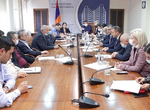 Վահան Քերոբյանը ներկայացրել է  նախարարության տնտեսական քաղաքականության հայեցակարգի՝ հարկային բարեփոխումներին ուղղված որոշ դրույթներ