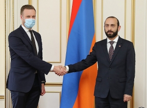 Председатель НС и глава МИД Литвы обратились к проблеме возвращения армянских военнопленных и иных удерживаемых лиц