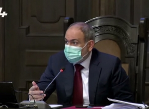 В течение недели все присутствующие в этом зале люди будут вакцинированы: у нас позорный показатель вакцинированных