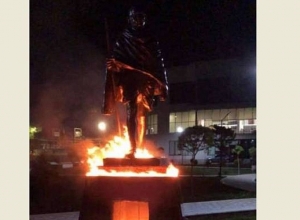 Մահաթմա Գանդիի արձանի պղծման վերաբերյալ ոստիկանությունում նյութեր են նախապատրաստվում