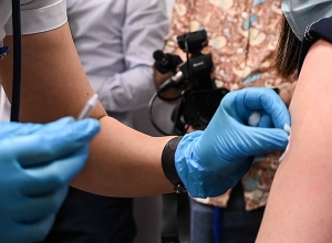 Ինչպես COVID-19 դեմ պատվաստումներին առնչվող ցանկացած տեղեկություն ճշտել