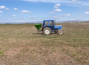 Վարելահողերի և խոտհարքերի պարարտացում` ազոտական, ֆոսֆորական և կալիումական օրգանական պարարտանյութերով