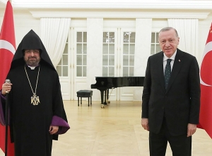 Էրդողանը հանդիպել է Պոլսո հայոց պատրիարքի և փոքրամասնությունների ներկայացուցիչների հետ