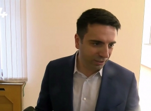 Ուփսի ոչինչ չկա․ Ալեն Սիմոնյանը ԱԺ-ում հնչած Փաշինյանի հետ հեռախոսազրույցի մասին