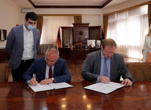 ԱԻՆ-ը եւ «Հարավկովկասյան երկաթուղին» հուշագիր են ստորագրել. կողմերը կփոխանակեն կուտակած փորձը
