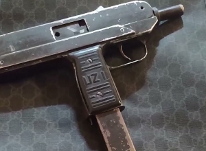 Սպանության մեղադրանքով հետախուզվող է հայտնաբերվել․ մեքենայում հրազեն կար