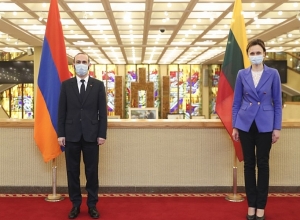 Արարատ Միրզոյանը հանդիպել է Լիտվայի Սեյմասի նախագահի հետ