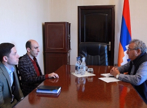 Արտակ Բեգլարյանը բարերար Ալեք Բաղդասարյանի հետ քննարկել է սոցիալական ու կրթական մի շարք նախագծեր