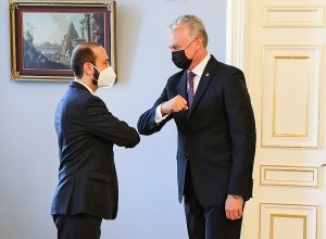 Արարատ Միրզոյանի գլխավորած պատվիրակությունը հանդիպել է Լիտվայի նախագահ Գիտանաս Նաուսեդայի հետ