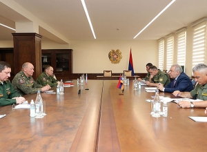 Վաղարշակ Հարությունյանն ու Ալեքսանդր Դվորնիկովը քննարկել են Սյունիքում ստեղծված իրավիճակը