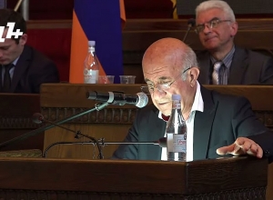 Դժվար է ասել՝ ում հետագա իշխանությունն ավելի մեծ չարիք կբերի Հայաստանին և Արցախին