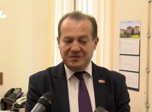 Շատ շտապ պետք է հայտարարվի տնտեսական նոր զարգացման ռազմավարության մասին. պատգամավոր