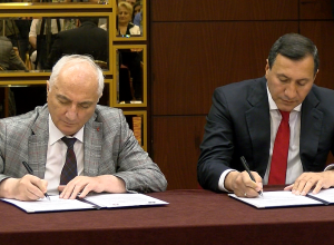 Տիգրան Արզաքանցյանը վերադառնում է քաղաքականություն՝ ՀԴԿ-ի հետ հուշագիր ստորագրելով