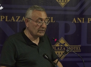 Сдали Шуши без боя, как в своё время Карс: Эдик Минасян