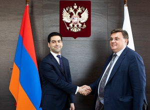 Ռուստամ Բադասյանը Մոսկվայում քննարկումներ է ունեցել