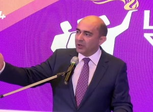 Ո՞ւր եք գալիս, բանա մնացե՞լ, որ գալիս եք․ Մարուքյան