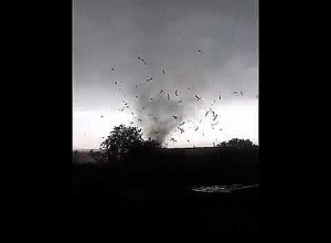 Երեկ Էջմիածին-Զվարթնոց հատվածում դիտված պտտահողմը