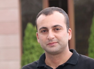 Մարդու իրավունքների եզդիական կենտրոնի ղեկավար Սաշիկ Սուլթանյանը հետապնդվում է ԱԱԾ-ի կողմից․ հայտարարություն