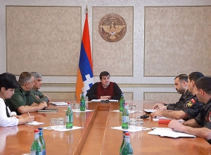 ԱՀ նախագահը ճանապարհային երթևեկությանն առնչվող խորհրդակցություն է անցկացրել