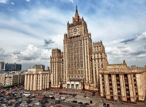 РФ подтверждает свой призыв к Армении и Азербайджану решать все возникающие проблемы мирным путем в ходе переговоров