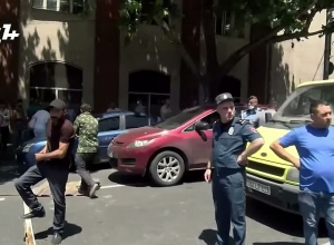 Перебранка между гражданами