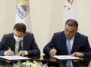 Երևանի և Ստեփանակերտի քաղաքապետերը ստորագրել են 2021-2023թթ. համագործակցության ծրագիրը