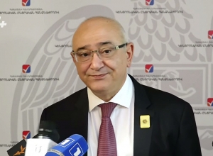 Брифинг председателя ЦИК Тиграна Мукучяна