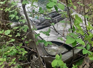 «Մերսեդես-Բենց» մակնիշի ավտոմեքենան դուրս է եկել երթևեկելի մասից և գլորվել ձորը