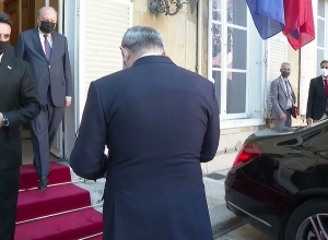 Նիկոլ Փաշինյանը հանդիպել է Ֆրանսիայի Սենատի նախագահ Ժերար Լարշեին