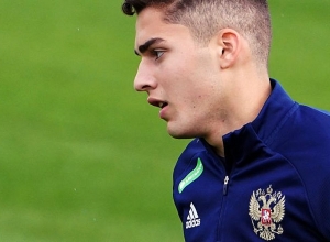 Ցավալի է, որ Զախարյանը չի մասնակցելու Եվրո-2020-ին․ Յուրի Սյոմին