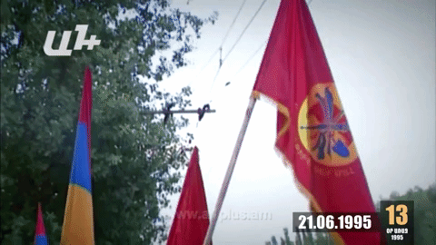 Календарь выборов. за 13 дней до выборов: Демонстранты сжигали его чучело