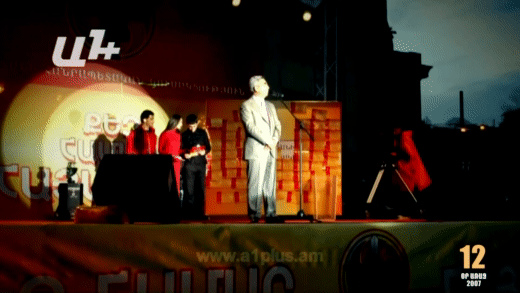 Календарь выборов: за 12 дней: Серж Саркисян просит избирателей в Сисиане и Горисе отдать голос за его брата