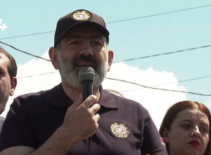 Предлагаем: зеркальным способом отводят войска, будут стоять российские пограничники: Пашинян