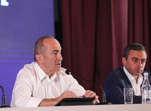 Քաղաքական շուկայում մենք մեզ աճուրդի ենք հանել․ Քոչարյան