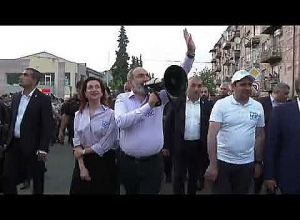 Встреча с иджеванцами завершилась шествием