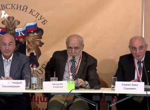 Ռուսաստանաբնակ մի հայի հարցը զայրացրեց Անդրանիկ Միհրանյանին և Արցախի նախկին ղեկավարներին