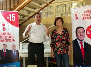 Ваши голоса за Демократическую партию достигнут цели: Тигран Арзаканцян