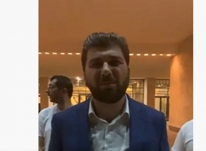 Պարոն Փաշինյան, ինչո՞ւ Վանեցյանին հավատացիք, իսկ ձեր հեղափոխական ընկերոջը՝ ոչ. Դավիթ Սանասարյանը եկել է բանավեճի վայր