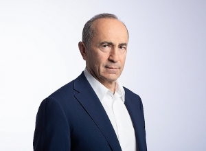 Роберт Кочарян отказался от мандата: он распространил заявление