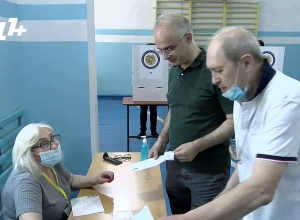 Вице-председатель АНК Левон Зурабян избрал