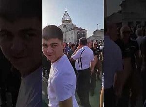 Ես կառչած չեմ աթոռից․ Արայիկ Հարությունյան